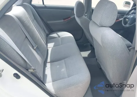 2004 Toyota Corolla Le z USA, uszkodzony, nr VIN 2T1BR32E54C288702